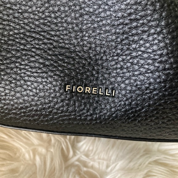 Fiorelli Bucket Bag - Picture 2 of 4
